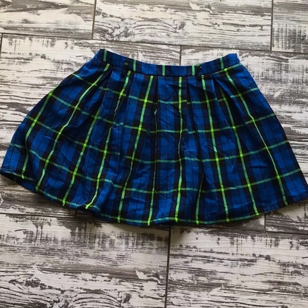 Hot topic plaid green, blue, and black skirt